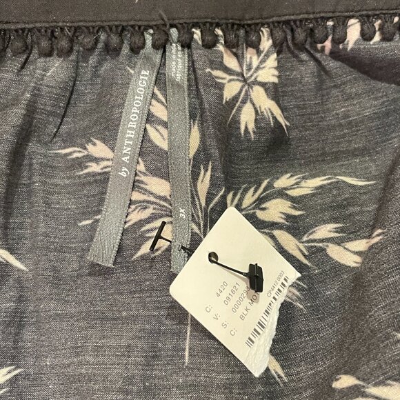 (NWT) BY ANTHROPOLOGIE V-Neck Lace & Ruffle Leaf Print Blouse, Black/Tan - 3X - Picture 11 of 16